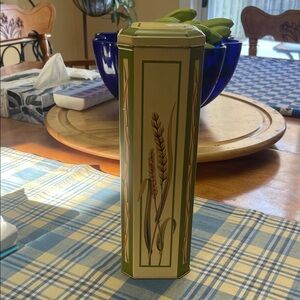 Rustic Green Wheat Design Tin by [italy ]